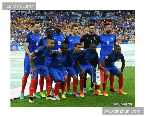 足球星笔测评：深入剖析球员表现与竞技状态的全面分析