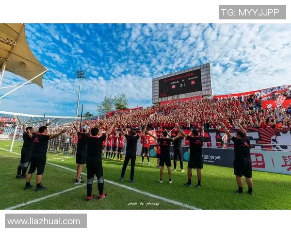 兴城足球俱乐部球星风采展现未来潜力与梦想之路 兴城足球俱乐部球星风采展现未来潜力与梦想之路