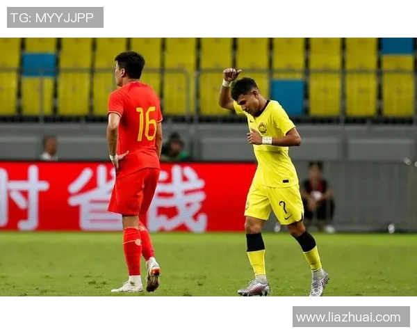 昔日国足球星遭质疑被指卖国引发球迷热议与体育精神讨论 昔日国足球星遭质疑被指卖国引发球迷热议与体育精神讨论