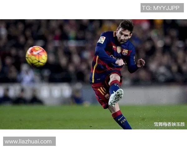 世界足球历史五大球星风采：技术、影响力与荣耀的永恒传奇